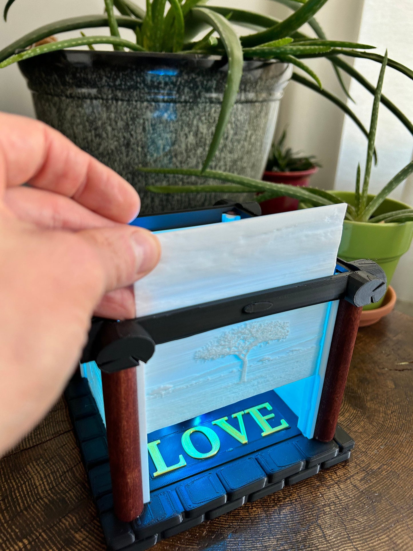 Table lamp with 4 Personalize picture Lithophane to share some Precious moment of Love