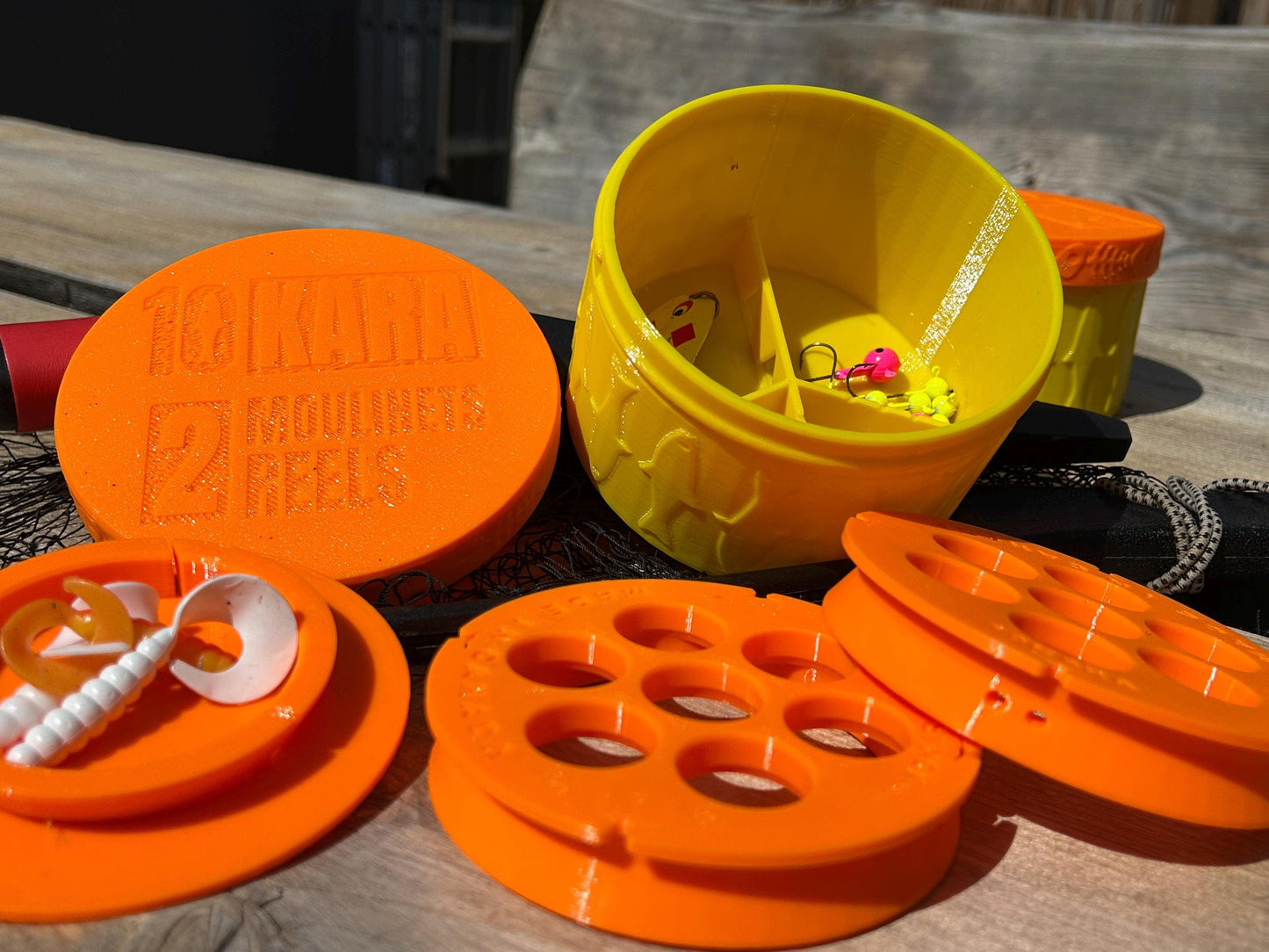 2 Rodless Fishing Gear Set: Portable Double Reel Kits, fishing tackle box with 2 reels that dont required a Rod. Perfect gift under 30